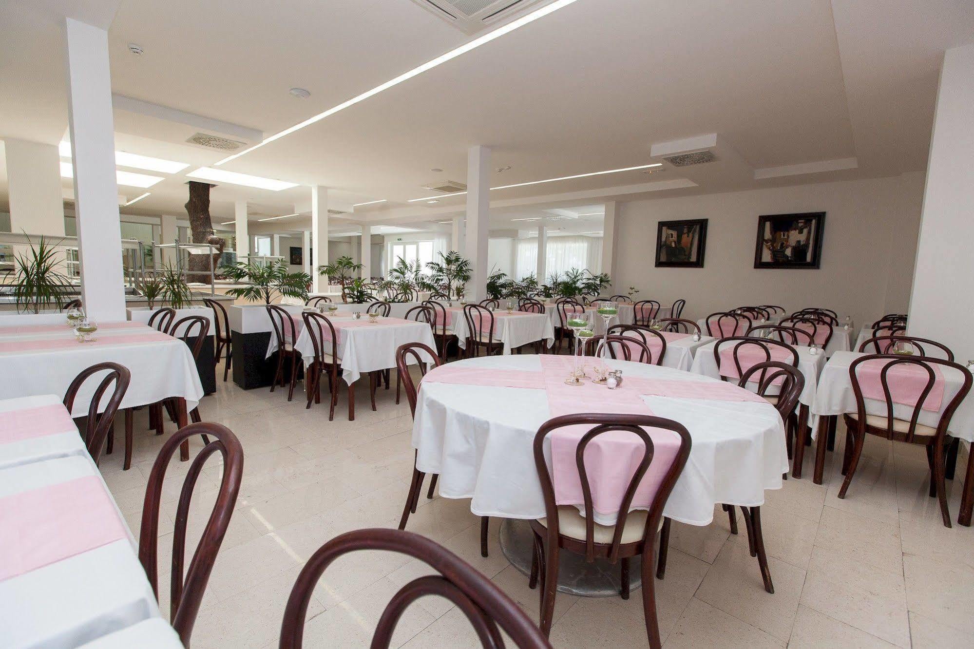 Hotel Slaven 3*